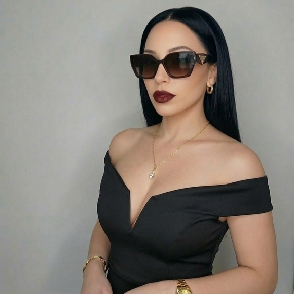 NWT✨PRADA✨Authentic Bordeaux Brown Sunglasses with Gold Iconic Logo - Picture 2 of 16